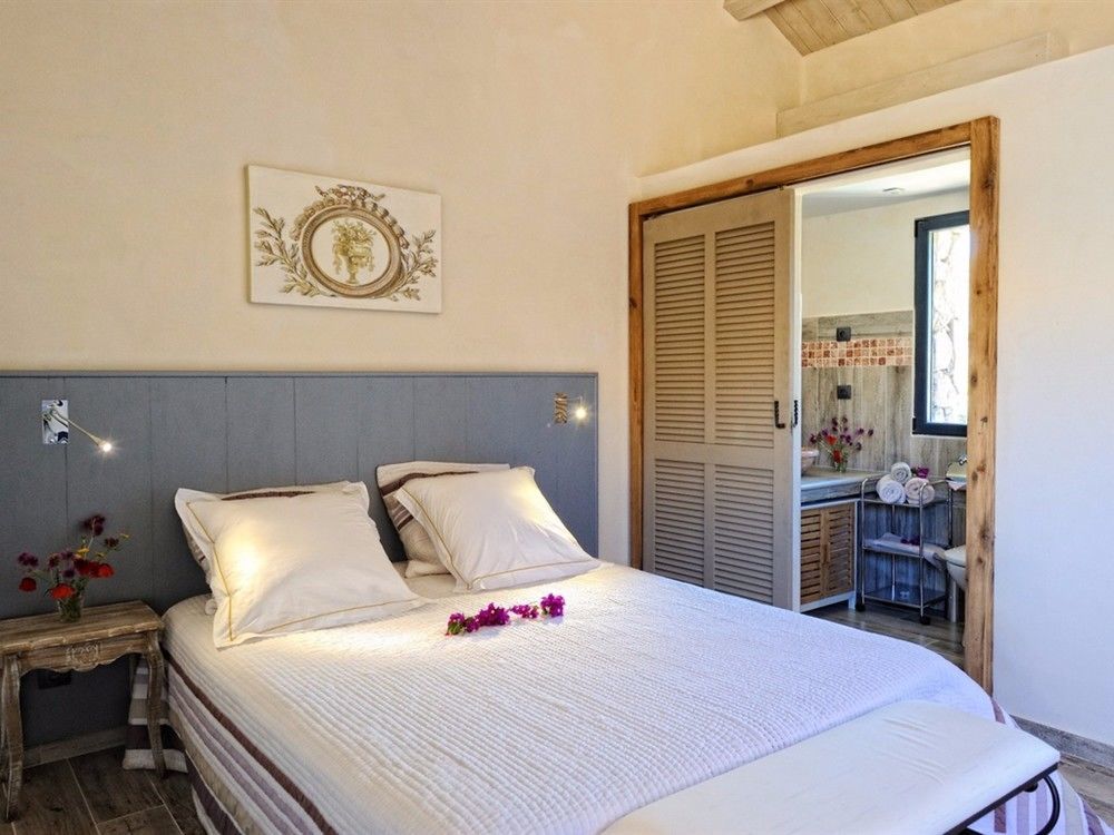 Bed & Breakfast D'hotes Domaine Pero Longo 2*